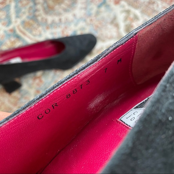 Charles Jourdan Suede Bis Pumps - Picture 11 of 11